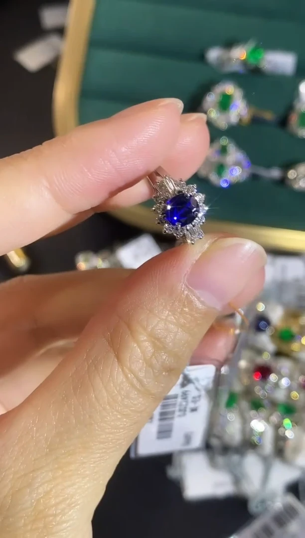 戒指蓝宝石铂Pt900镶嵌665