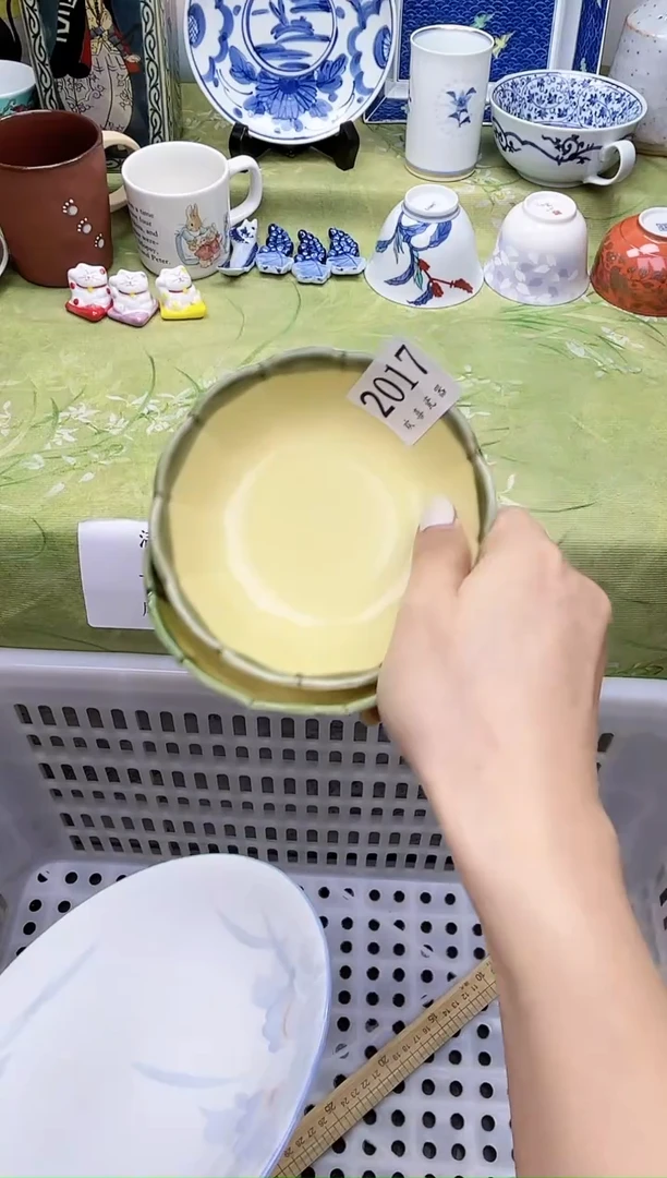 瓷片L**g           2017
