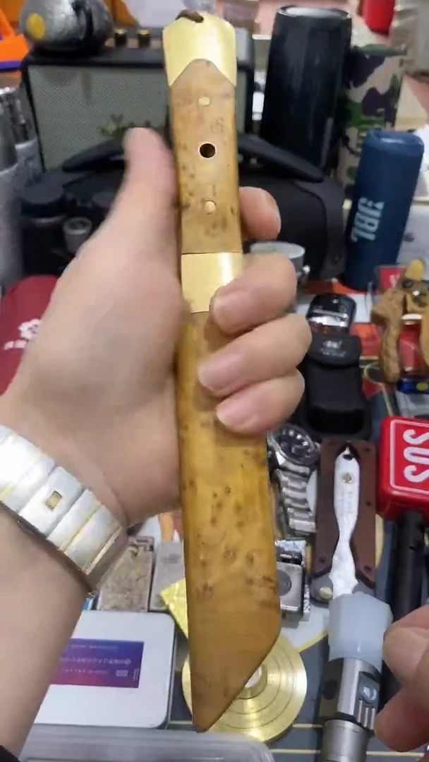瓷片闪购商品 如图所示