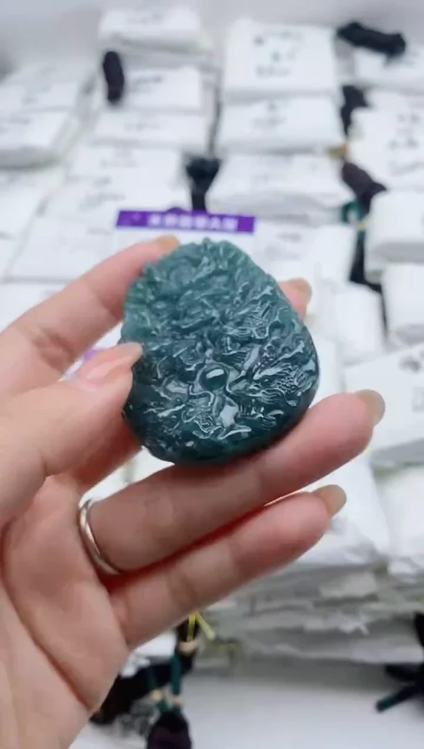 颈饰未镶嵌翡翠888