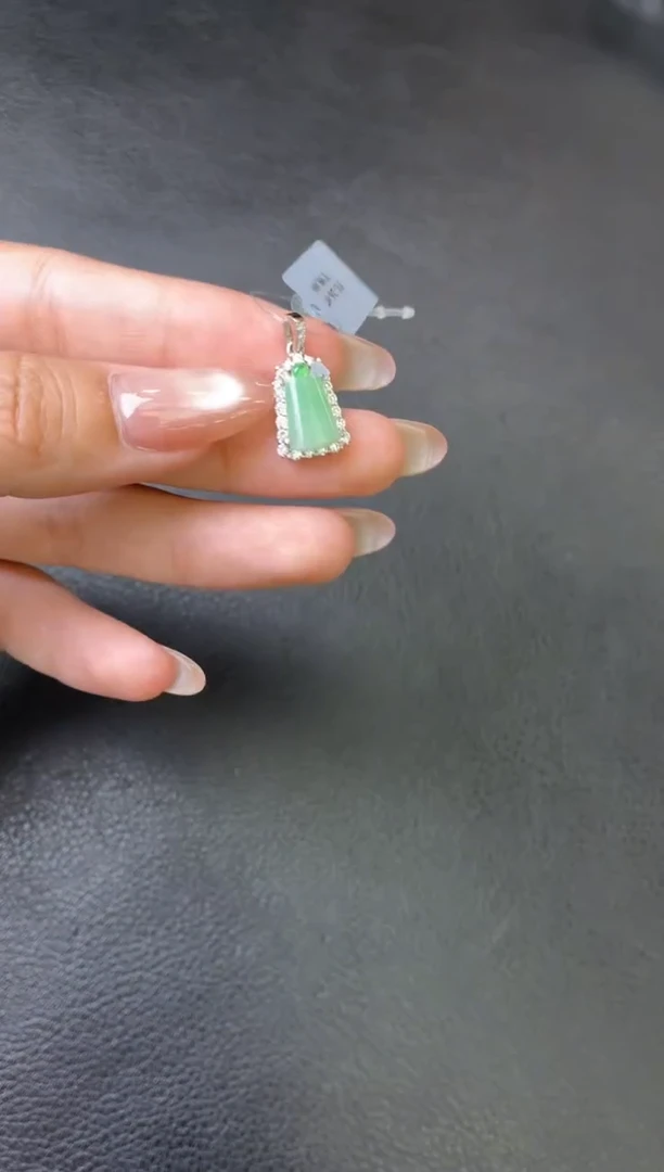 吊坠(不含链)银S925镶嵌翡翠吊坠