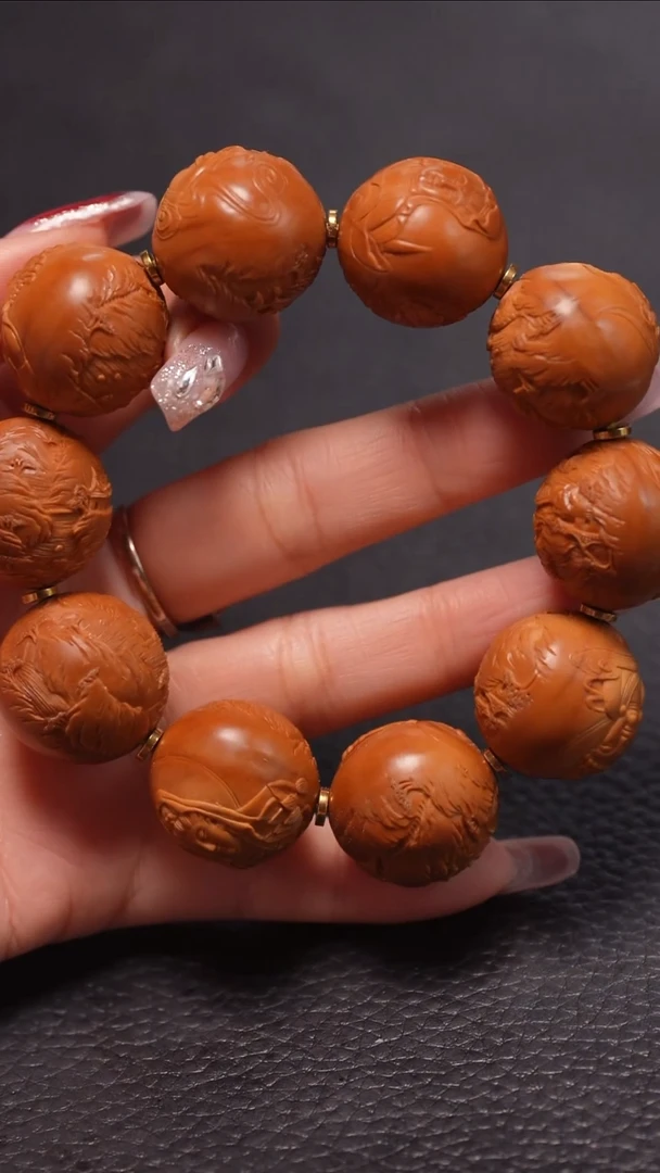 手串橄榄核2.3/正圆光珠风景观音