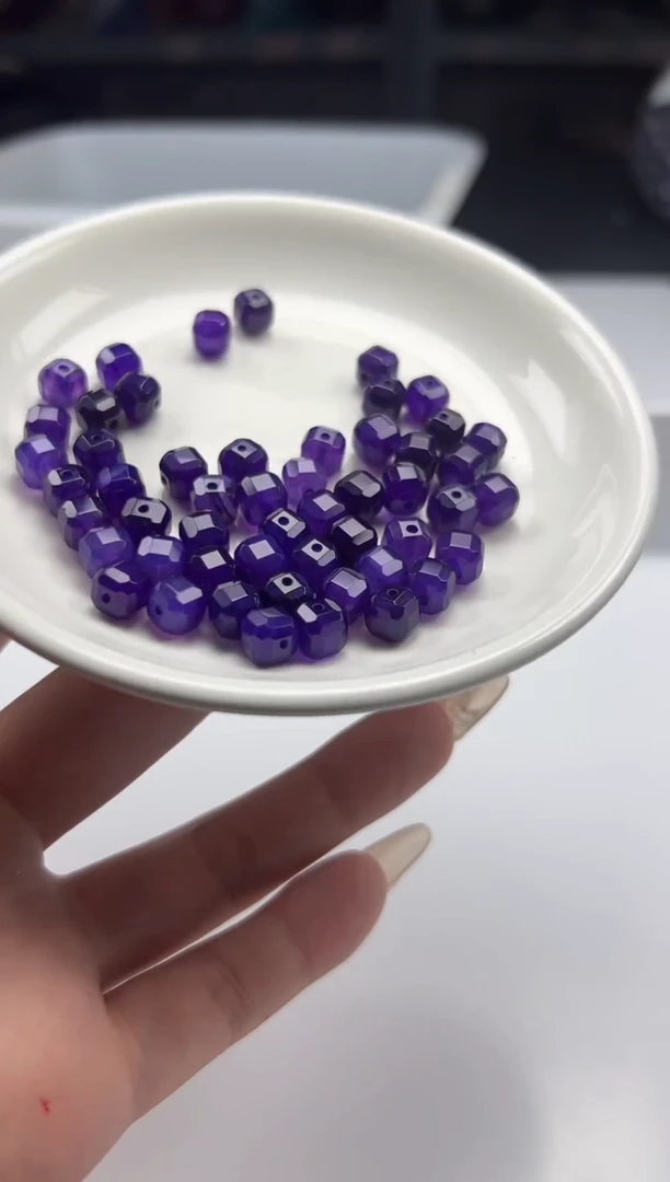 玛瑙/玉髓颈饰未镶嵌W43舒俱来方块7*7mm*20颗