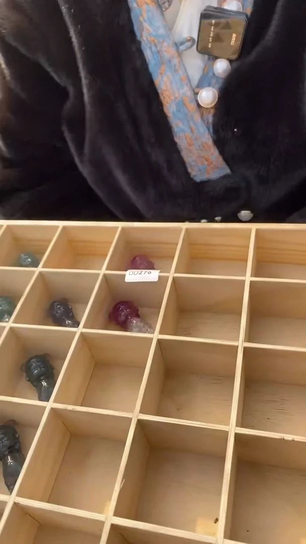 【闪购商品】萤石哪吒未镶嵌（紫）萤石哪吒D276多样性发其一