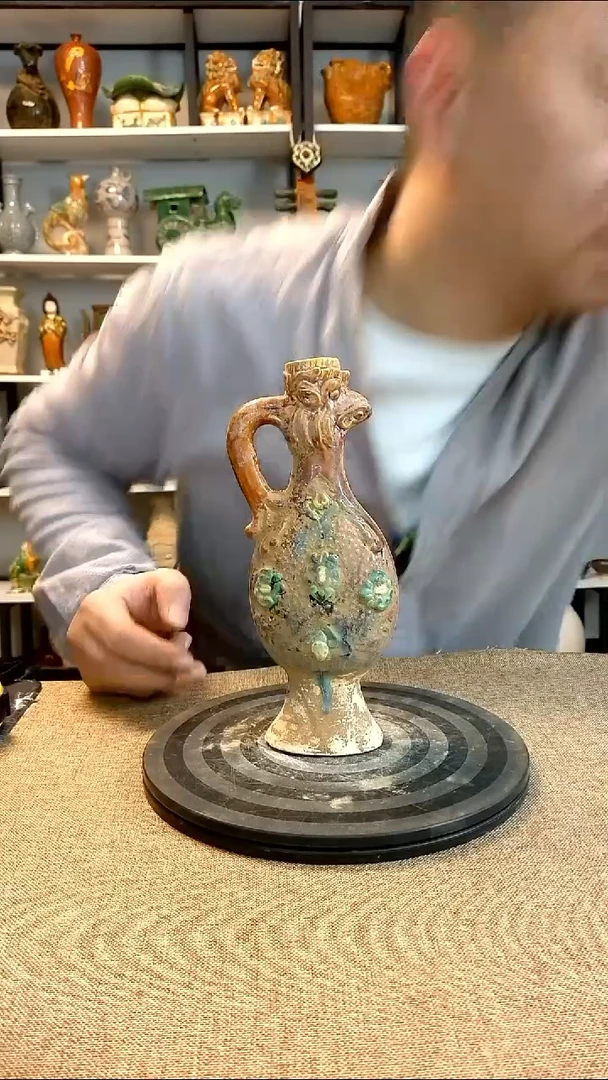 经典精美复古风格瓷器