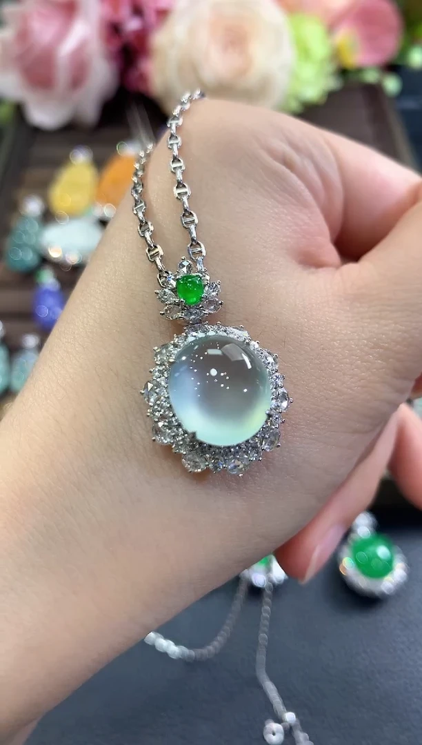 吊坠(不含链)18K金镶嵌翡翠d27