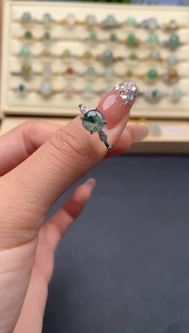 翡翠戒指银S925镶嵌77777777+3