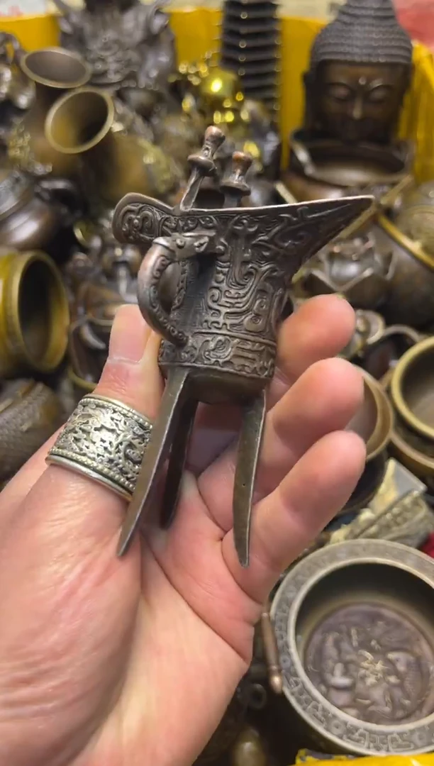 精美铜器，点击下单