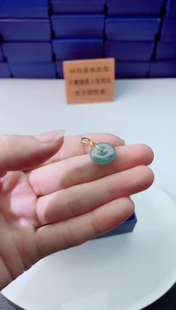 翡翠未镶嵌颈饰1111111111