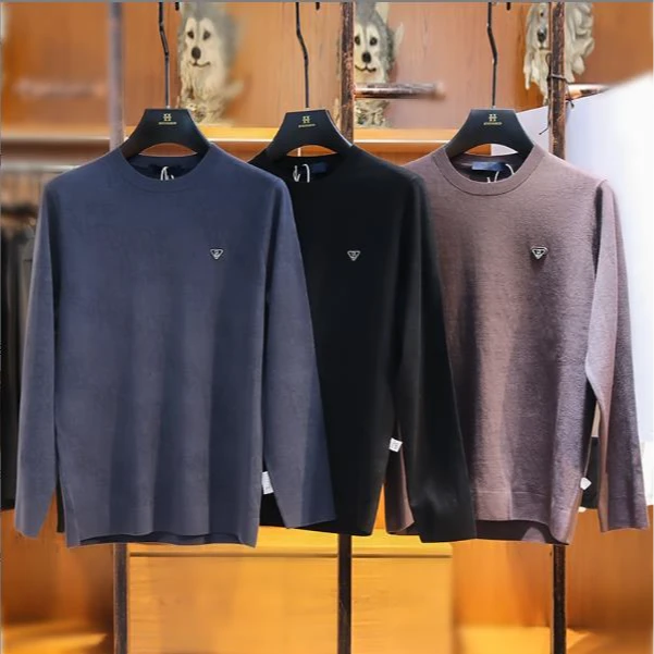 男装 柔软圆领毛衣A711