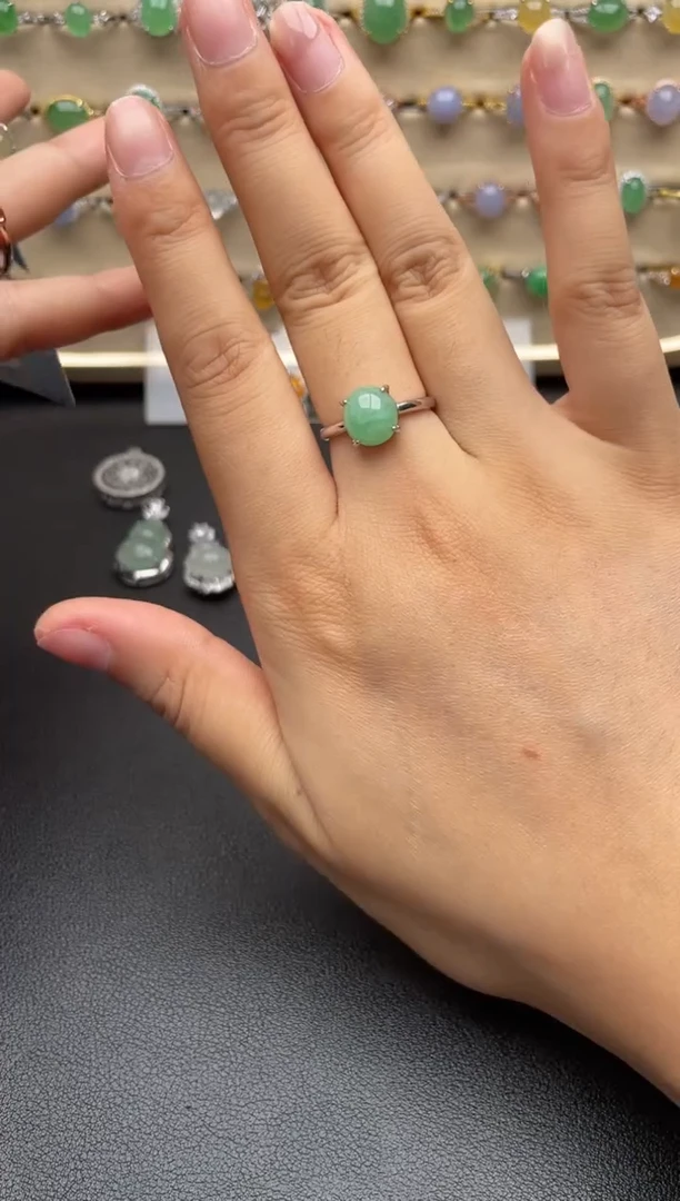 银S925镶嵌戒指翡翠一物一证一礼盒