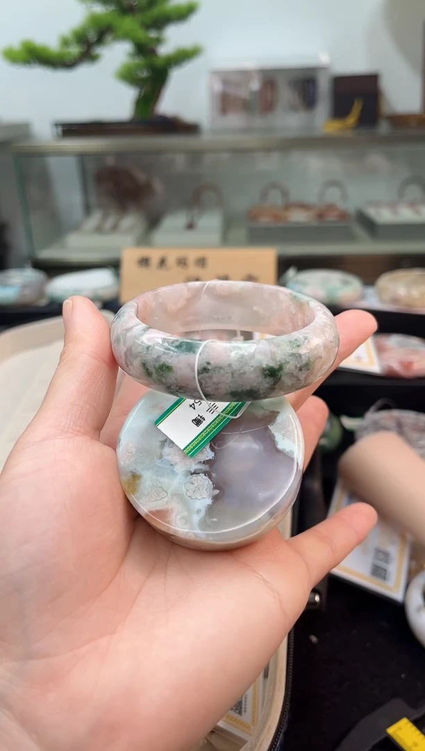 未镶嵌手镯石英质玉54圈口（赠品镯心）699410