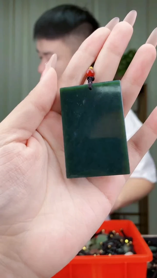 和田玉未镶嵌挂件拍一发一，多样性发货！