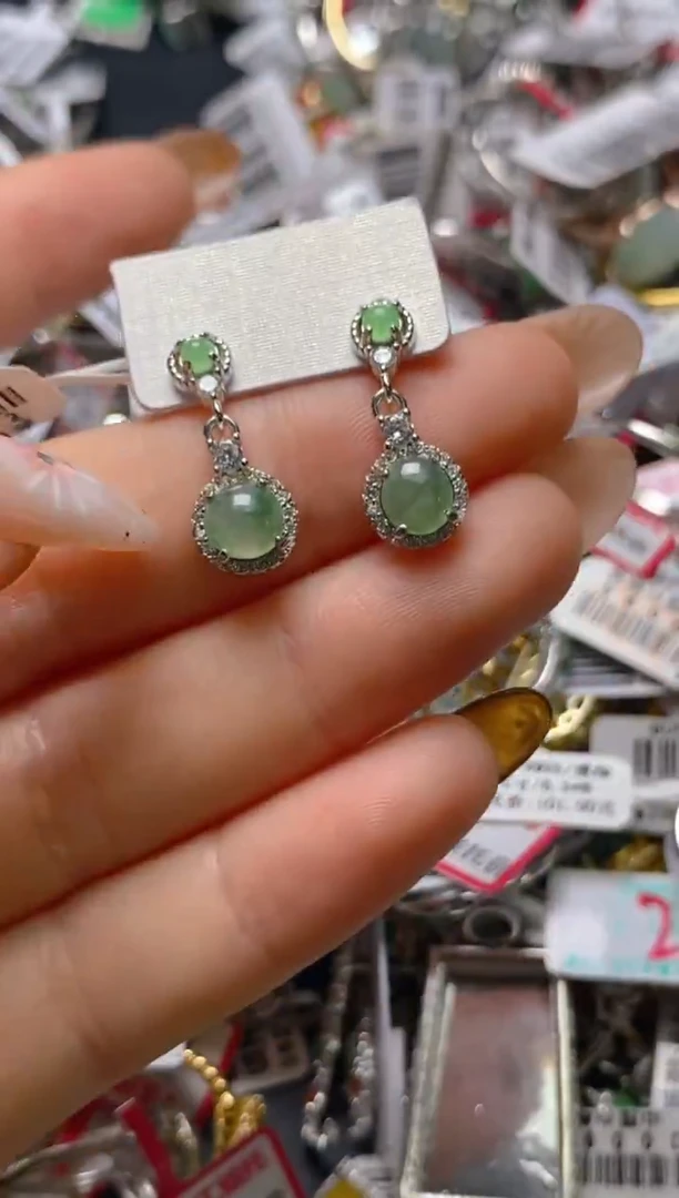 银S925镶嵌戒指翡翠百内无证书