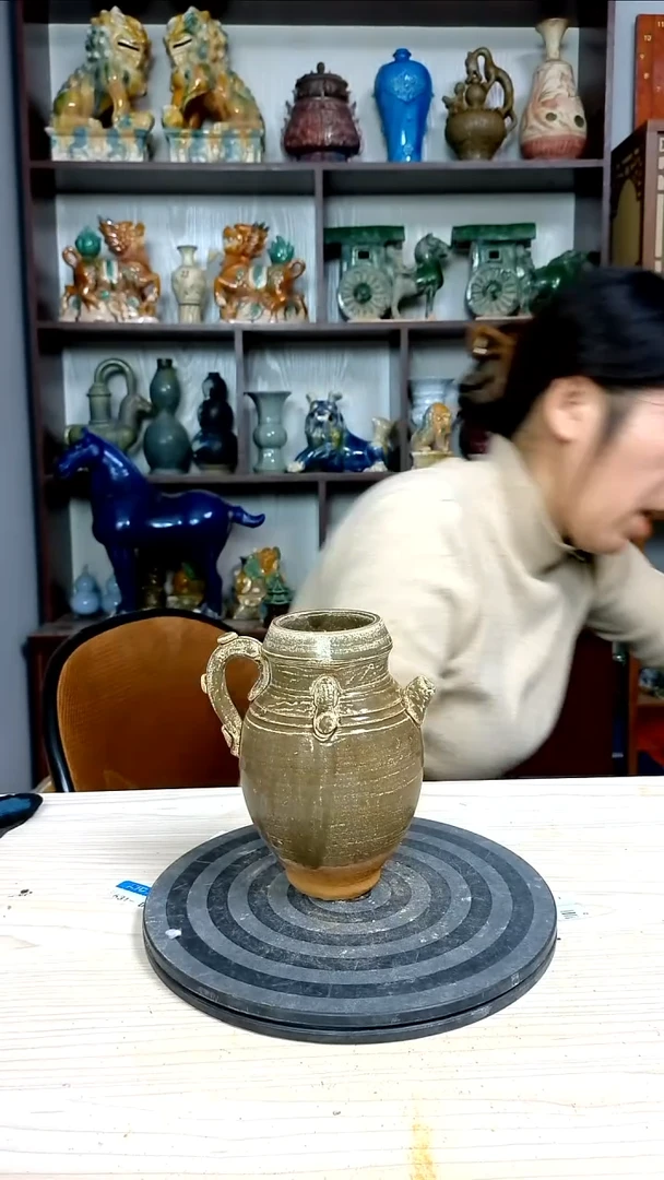 经典精美复古风格瓷器