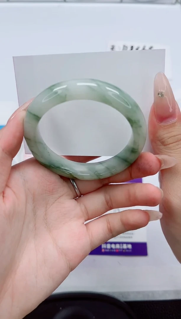 石英质玉手镯未镶嵌265-51/52