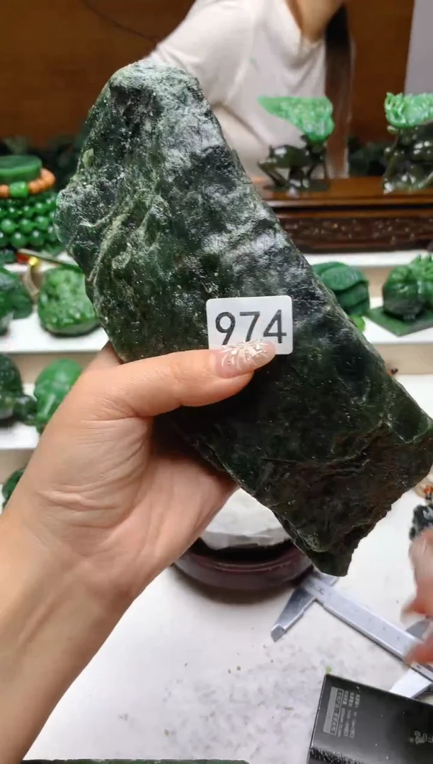 未镶嵌和田玉（碧玉）珠宝半成品1