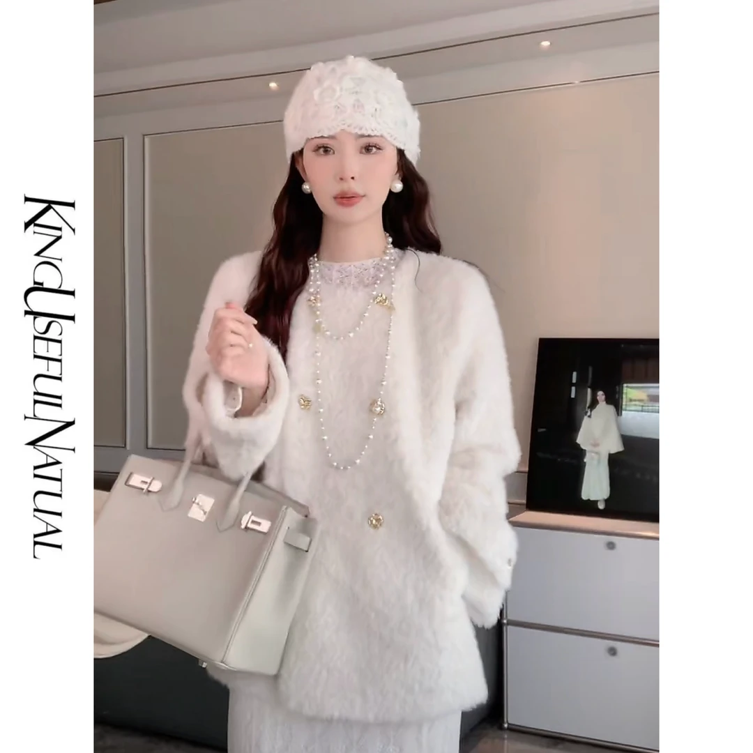 KUN【北欧随记】贵气feel 自带肌理环保毛圆领细节金色扣袢精致外套