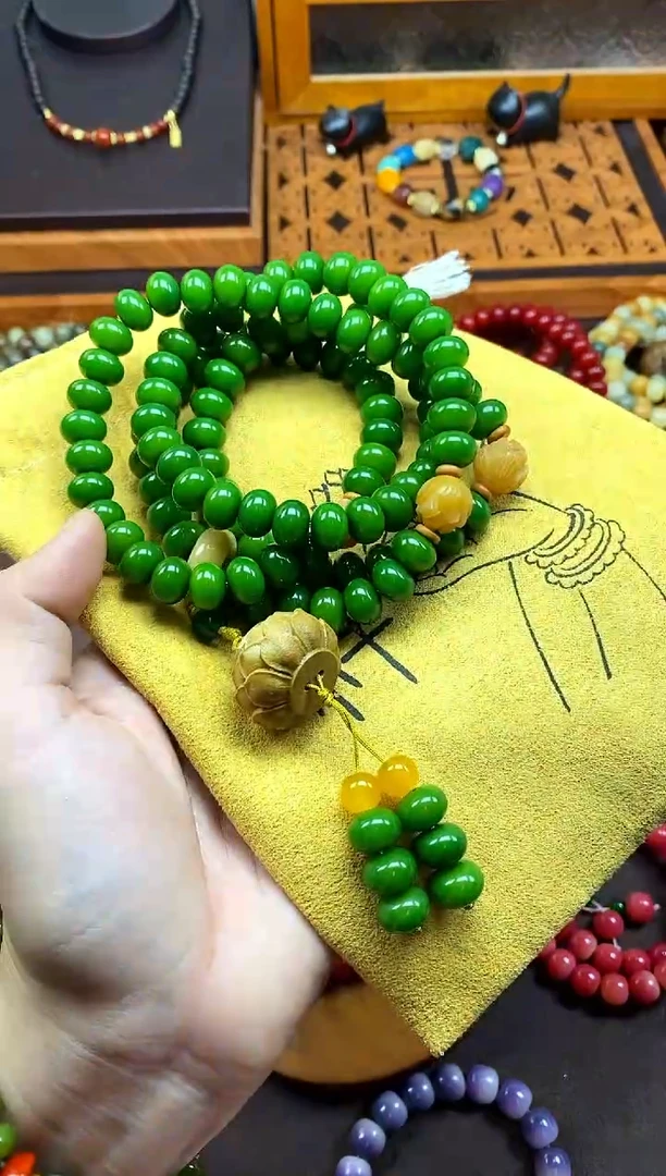 【闪购商品】白玉菩提手串绿菩提108颗香囊跑环