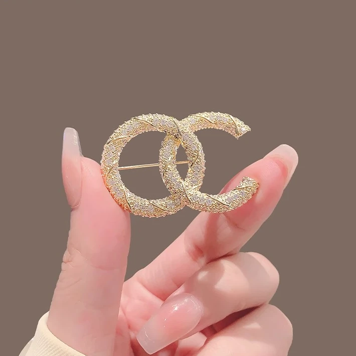 合金胸针 新年小香风胸针西装高档衬衫别针开衫衣服配饰新年礼物