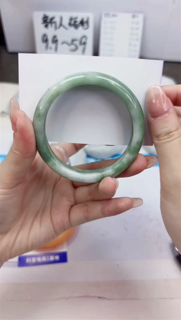 石英质玉手镯未镶嵌155-翠玉-圈口56