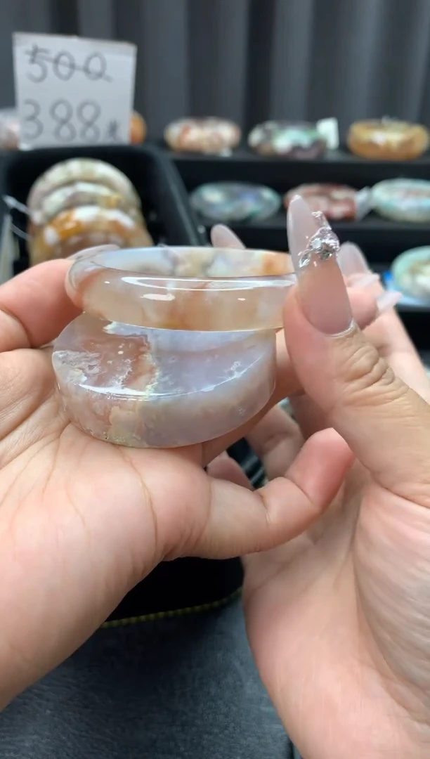 未镶嵌手镯石英质玉（55-56圈口）赠送镯心