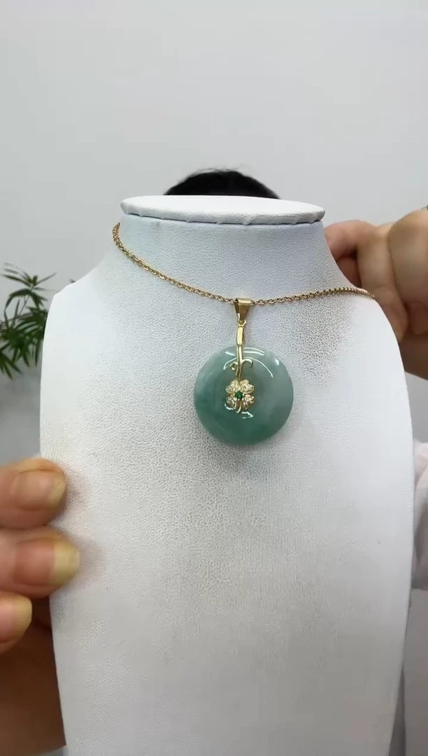 翡翠未镶嵌颈饰平安扣赠合金链