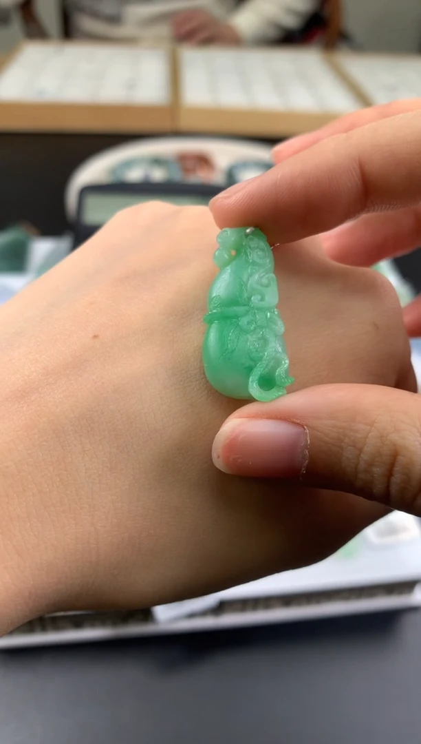 【闪购商品】定制翡翠未镶嵌翡翠