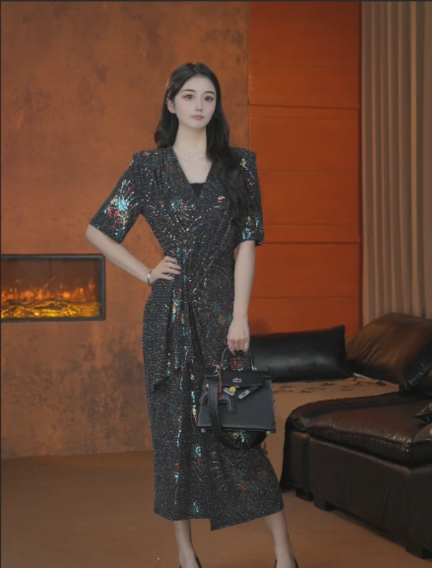 烟花图案珠片显瘦遮肉气质轻奢收腰高级减龄夏秋季时尚连衣裙