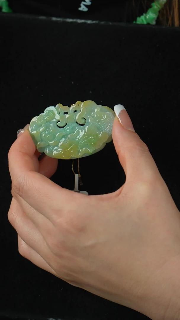 颈饰未镶嵌翡翠如意