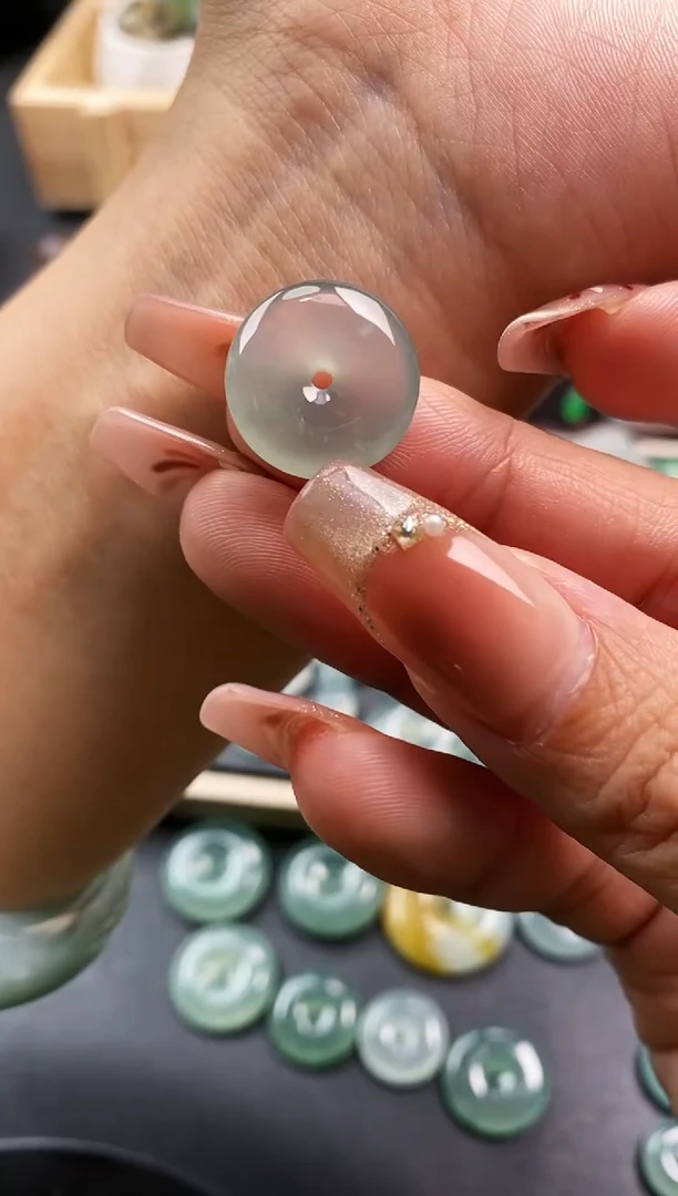 裸石翡翠呱**站平安扣970     定向 呱呱驿站