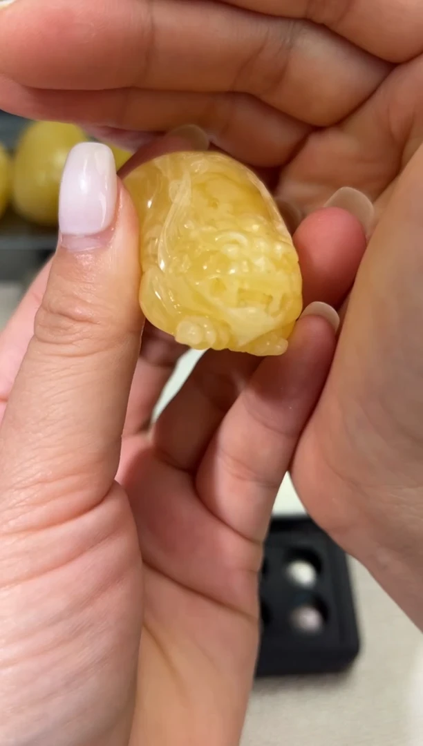 裸石琥珀未镶嵌琥珀蜜蜡吊坠