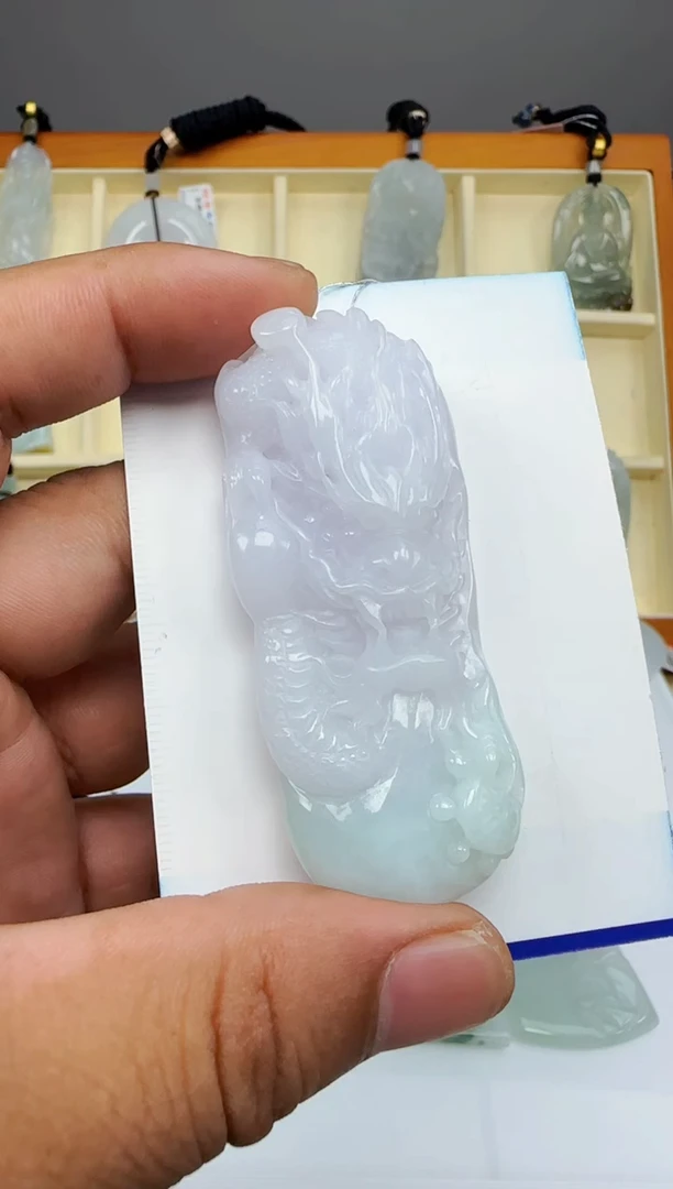 翡翠未镶嵌颈饰缅甸天然A货翡翠