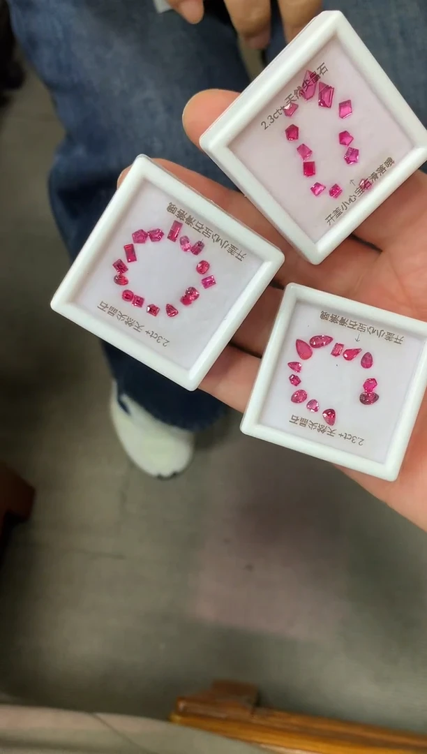 【闪购商品】尖晶石裸石未镶嵌2ct 多样性发货一组