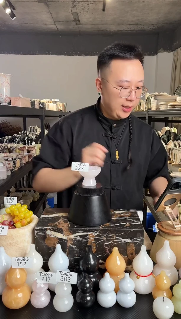 石材223粉玉迷你烛台