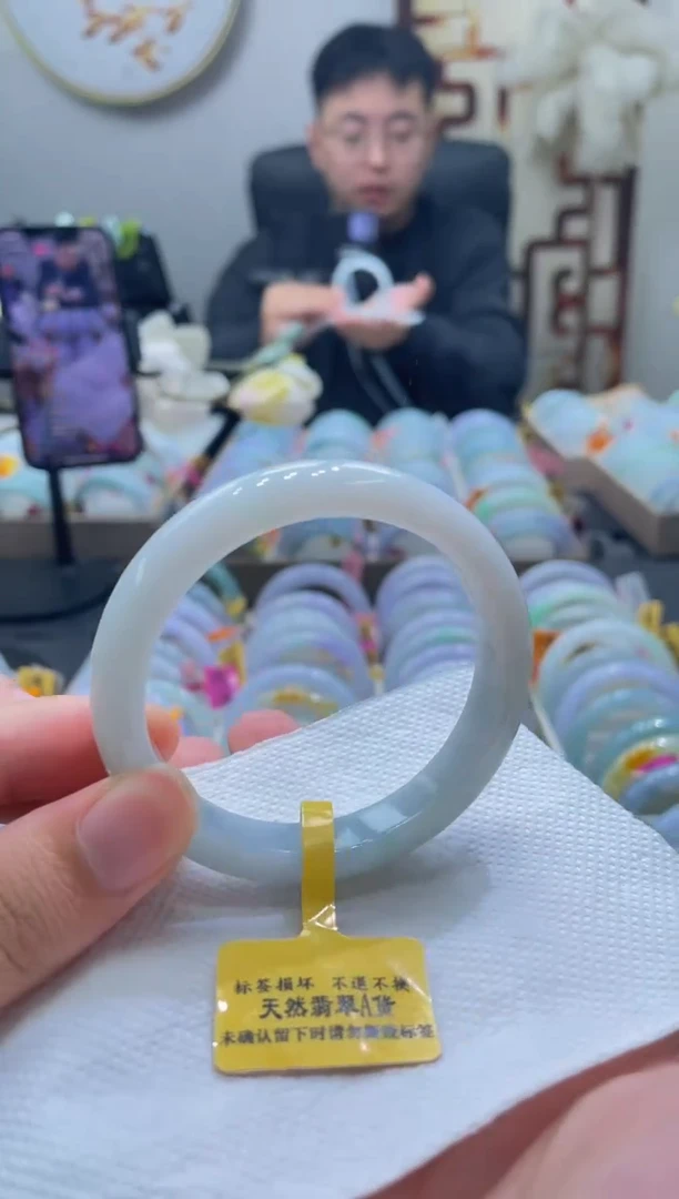 未镶嵌手镯翡翠04-54