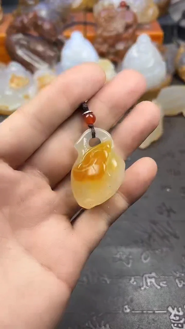 【闪购商品】玛瑙/玉髓吊坠未镶嵌1