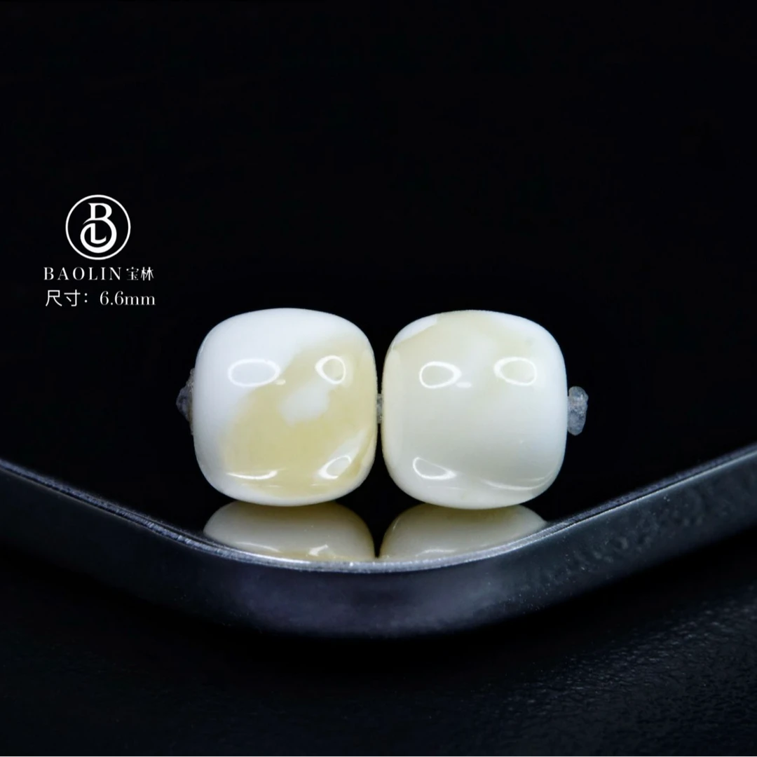 特惠-6.6mm金瓷白妖花老型对珠  天然琥珀蜜蜡文玩精品配饰