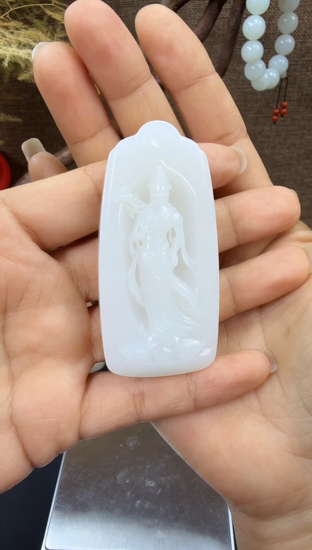 未镶嵌和田玉挂件和田玉