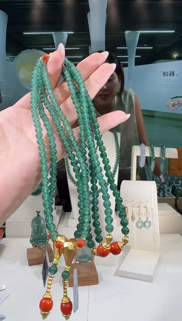 翡翠银S925镶嵌项链长串多样性发一