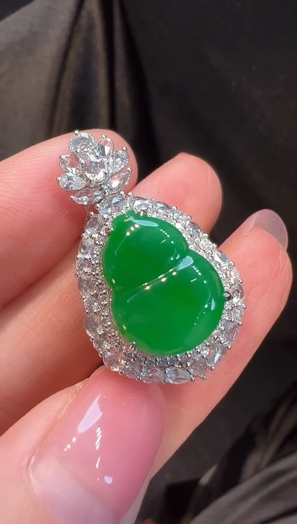 吊坠(不含链)18K金镶嵌翡翠L6