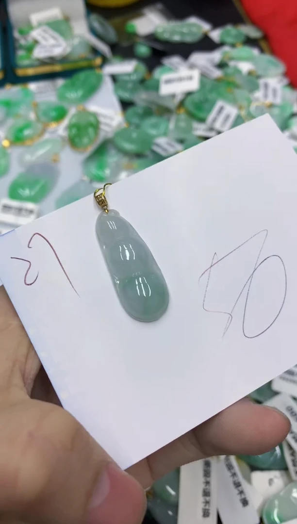 【闪购商品】翡翠颈饰18K金镶嵌1111111111