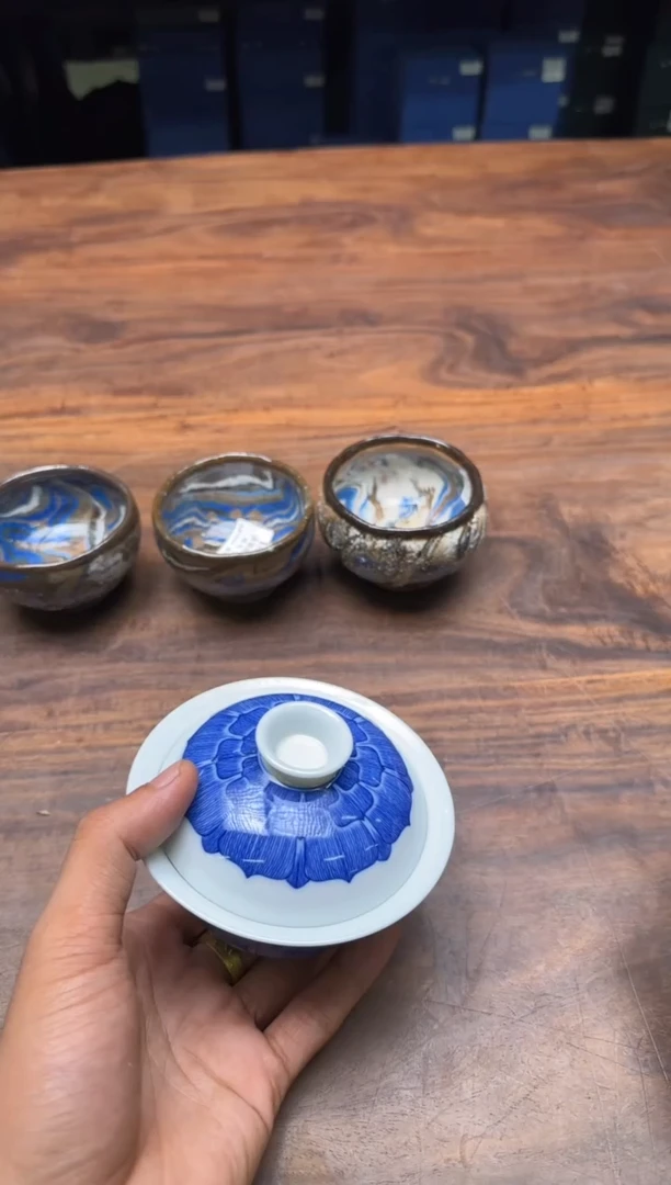 n**j妙色 青花佛莲盖碗（大）