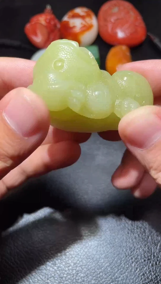 未镶嵌和田玉挂件大**业的萨芬撒旦是的