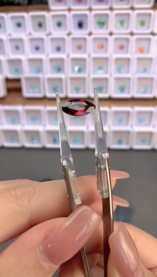 未镶嵌裸石定制石榴石2.01ct