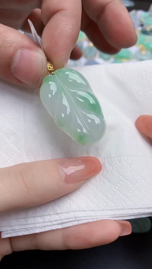 【闪购商品】翡翠颈饰18K金镶嵌天然缅甸翡翠A货