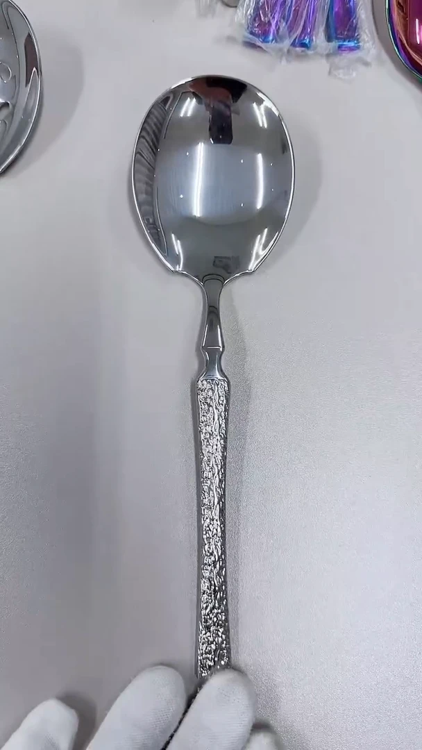 18-10不锈钢宫廷风316分餐勺一支