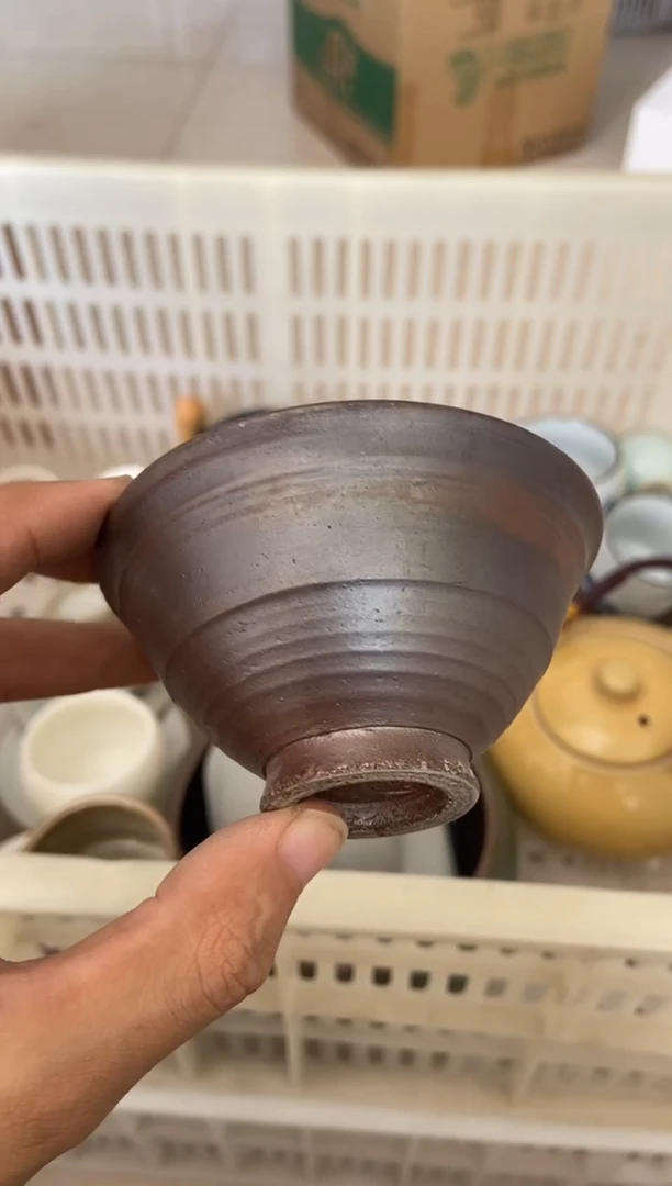 无运费险有瑕疵的摄影的产品有使用过的痕迹有点脏介意勿拍