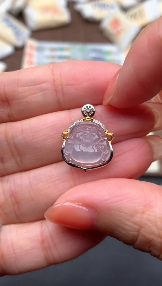 18K金镶嵌挂件翡翠1