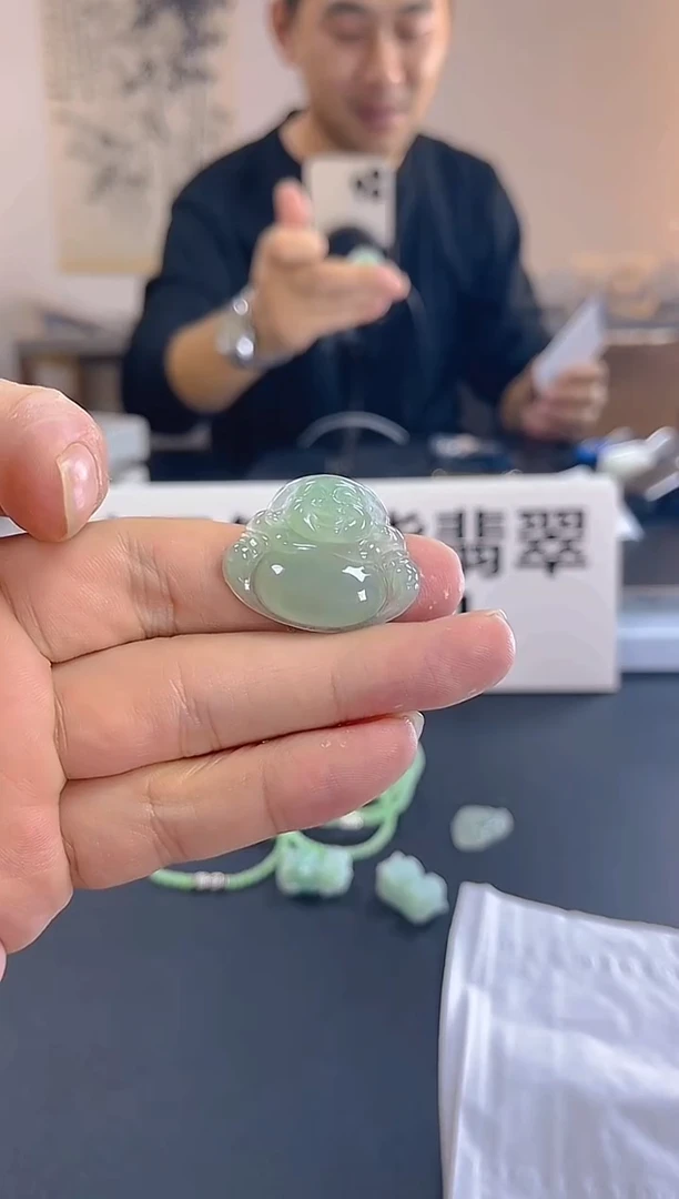 颈饰未镶嵌翡翠纯天然缅甸翡翠A货60号